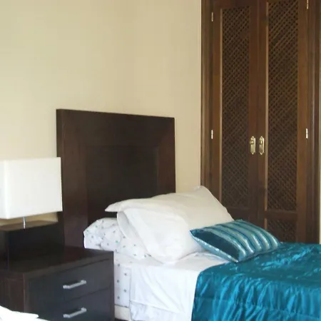 San Antonio - Ground Floor Spacious Garden With Pool Views Near Pueblo Mijas